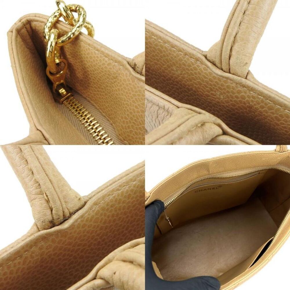 Chanel Beige Leather Tote Bag (Pre-Owned) - Picture 4 of 11